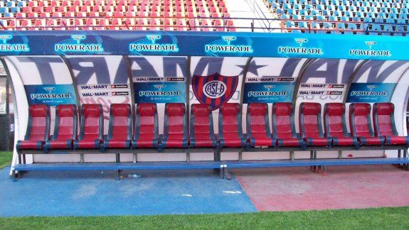 En el próximo torneo habrá DT nuevo aquí sentado. El cuerverío elige... &nbsp;