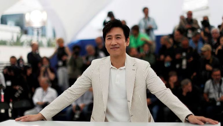 Hallaron muerto a Lee Sun-Kyun, el actor de la película Parasite