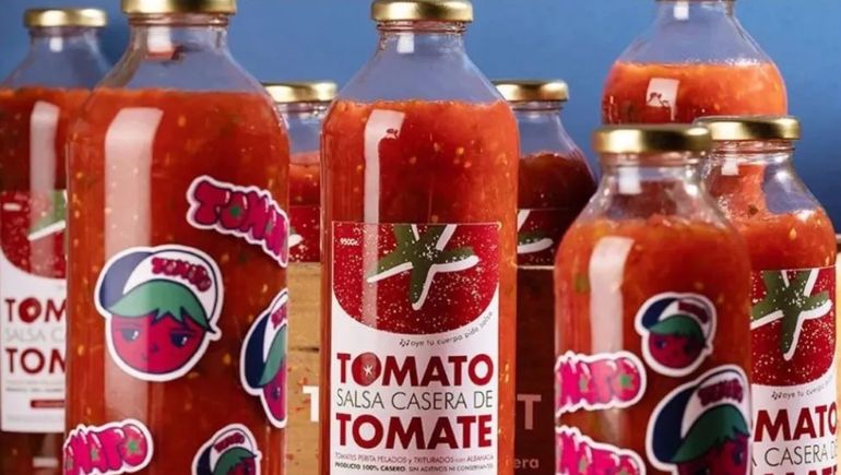 Tomato salsa casera: la historia de un emprendimiento que nació en Italia y llegó a Neuquén