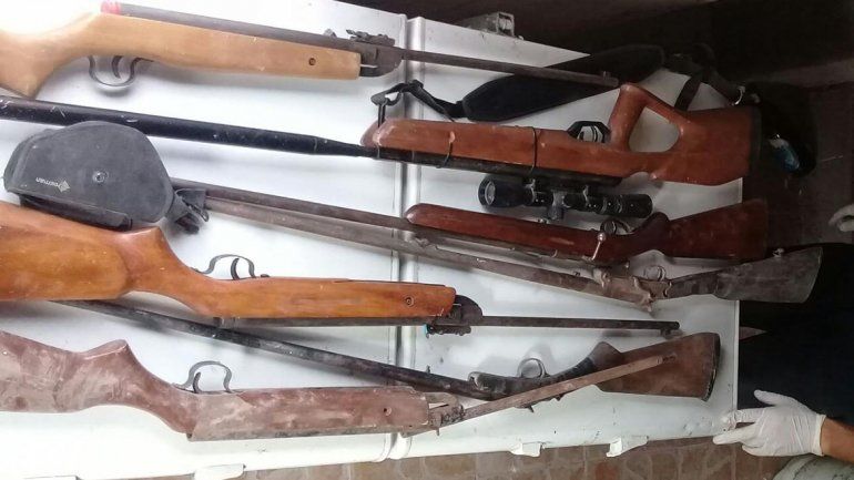 Un detenido y ocho armas secuestradas tras allanamientos por rivalidad de bandas