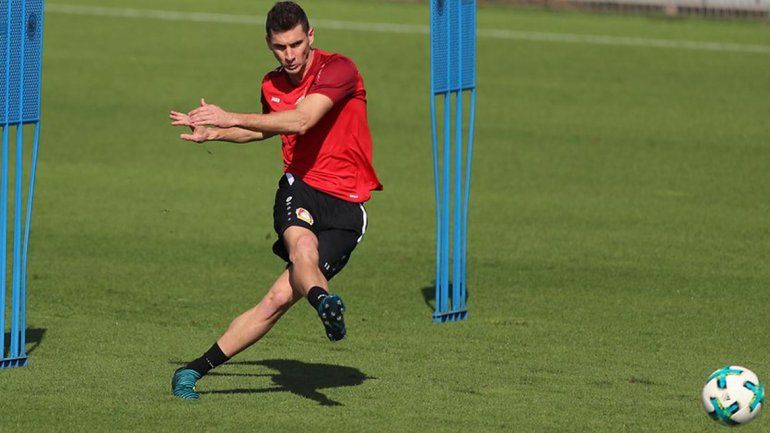 Alario recibió la habilitación de FIFA y podrá debutar en el Leverkunsen