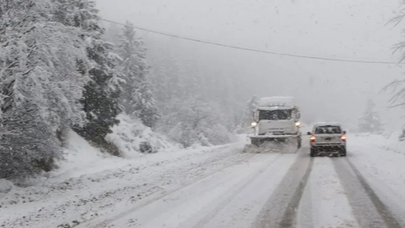 Advierten por intensas nevadas en la cordillera neuquina