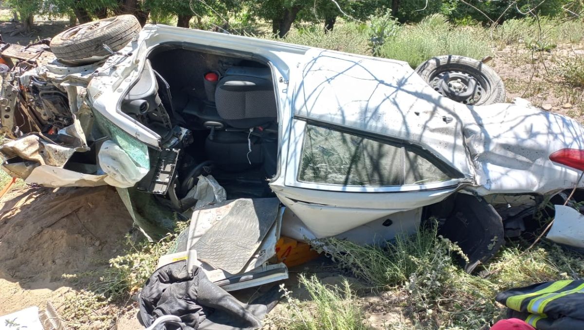 Cayeron por un barranco con el auto en la Ruta 40: la acompañante desapareció