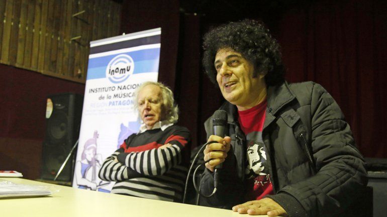 Miguel Cantilo y Diego Boris reunieron a 150 personas en su paso por la región.