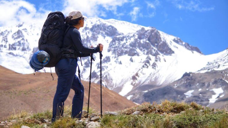 Malén, la joven enfermera de Huinganco que desafió al volcán Domuyo | LM Neuquen Malén, la joven enfermera de Huinganco que desafió al volcán Domuyo