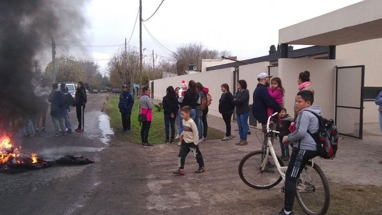 Denuncian a docente por abusar de nenes de jardín