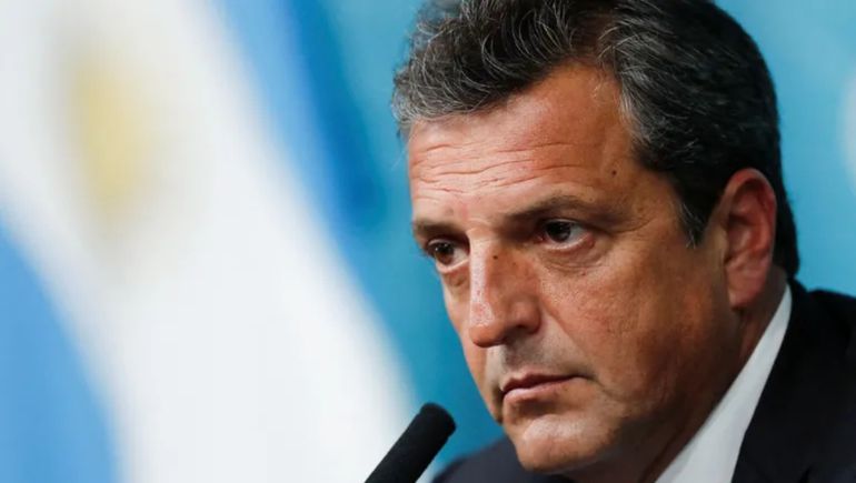 El candidato Massa impulsó las asignaciones El candidato Massa impulsó las asignaciones