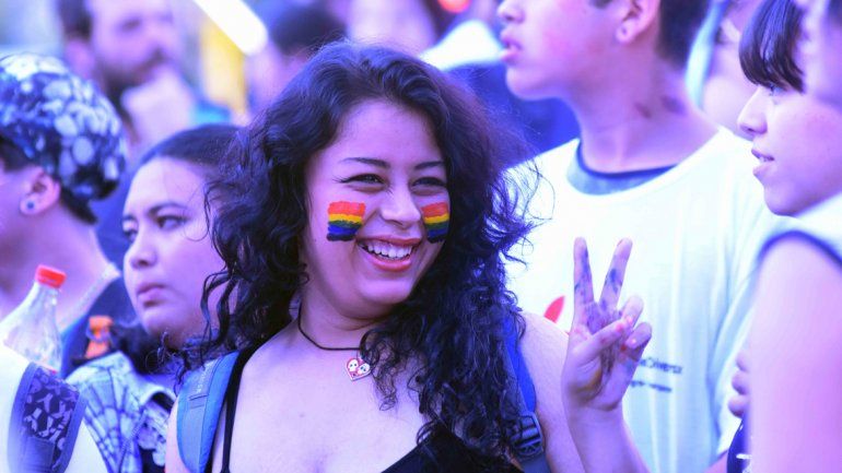 El centro de la ciudad fue el escenario de una colorida movilización ayer por la tarde. Se sintió fuerte el reclamo de reforma de la ley antidiscriminatoria.