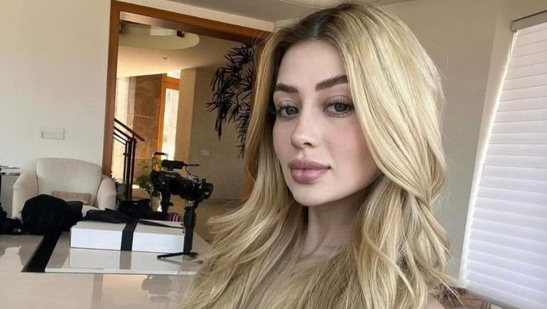Coronada como Miss Rostro en 2021, la influencer mantenía una fuerte presencia en internet, donde contaba con más de 170 mil seguidores en las distintas redes sociales. 