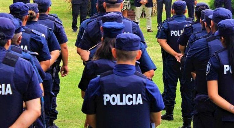 Violación en manada: cinco policías atacaron a una compañera