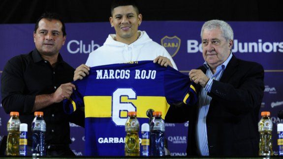Rojo al ser presentado en Boca por Ameal y Delgado.
