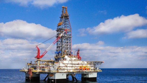 Barril en rojo. Caída histórica del petróleo  de EE.UU.