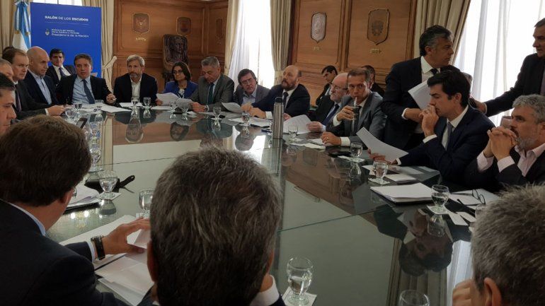 Neuquén le puso la firma al pacto fiscal de Macri