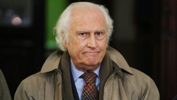 Pino Solanas sigue vivo y luchando contra el Covid-19