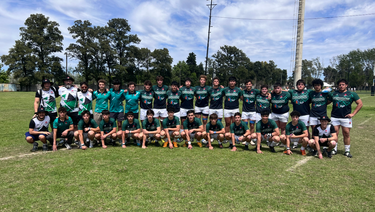 El plantel de Alto Valle que jugó el campeonato M17 en Rosario.&nbsp;