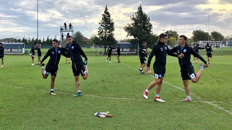 Racing hizo fútbol pensando en la U con los titulares a disposición.