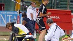 Insólito: un velocista se clavó una jabalina