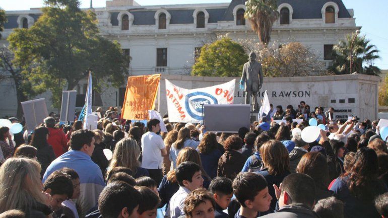 Practicaron un aborto a una adolescente que fue violada: hubo incidentes
