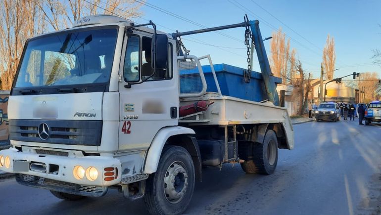 El ciclista no pudo ser identificado porque no tenía ninguna documentación con él. El ciclista no pudo ser identificado porque no tenía ninguna documentación con él.