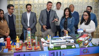 Maquetas entregadas por Fundación YPF. Maquetas entregadas por Fundación YPF.