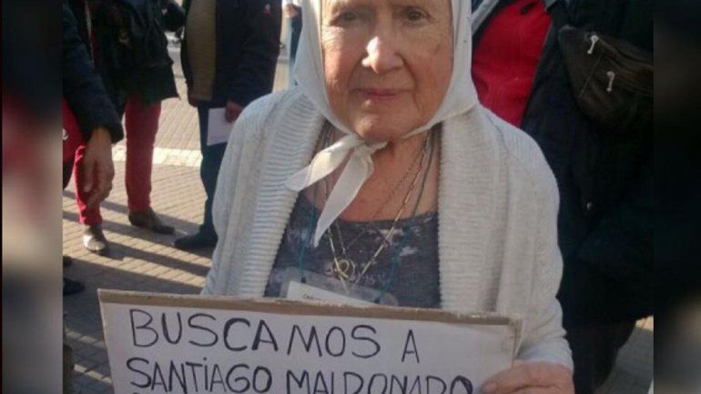 Madres y Abuelas de Plaza de Mayo se reunirán con Bullrich por la aparición de Santiago