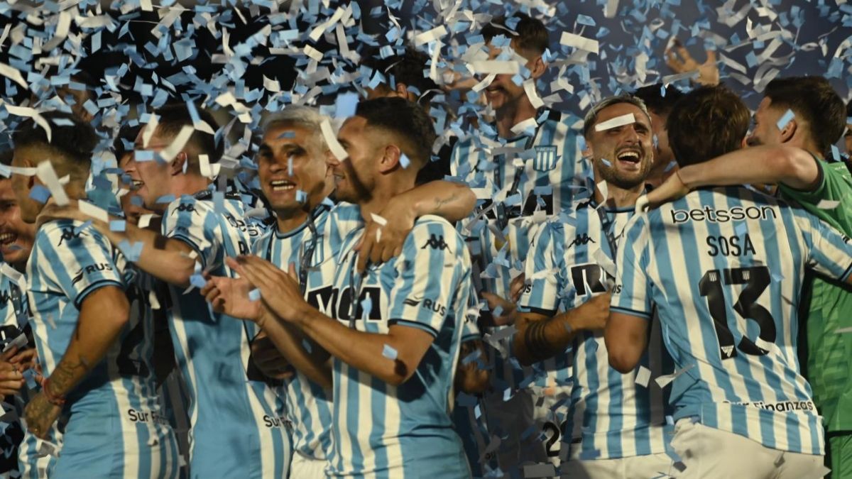 Cómo fue la gran fiesta de Racing para celebrar la Copa Sudamericana