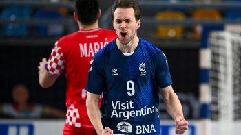 Santiago Baronetto lo grita con alma y vida, uno de los tantos del equipo argentino que ganó un partido clave ante Croacia. Santiago Baronetto lo grita con alma y vida, uno de los tantos del equipo argentino que ganó un partido clave ante Croacia.