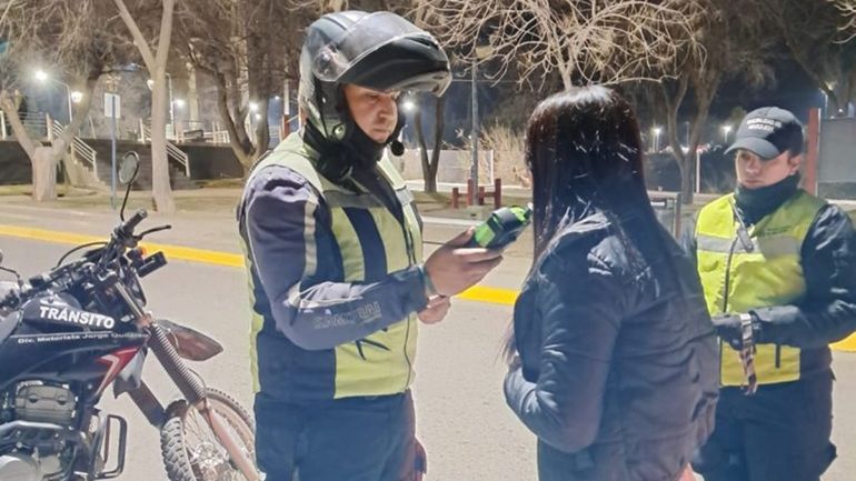 Bajaron los alcotest positivos el Día del Amigo: ¿Cuántos borrachos se quedaron a pie?