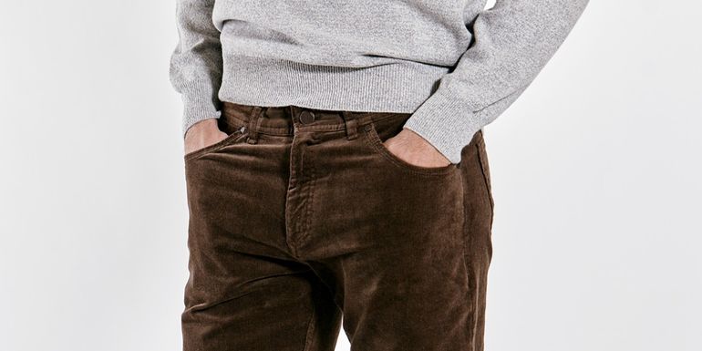El pantalón de los 90 que será tendencia este invierno 2025