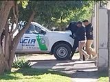El policía de Roca fue detenido por sus propios camaradas. 