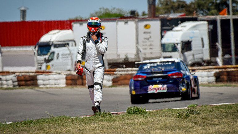 Manu Urcera cargó contra Canapino por el toque en la carrera del Súper TC2000.