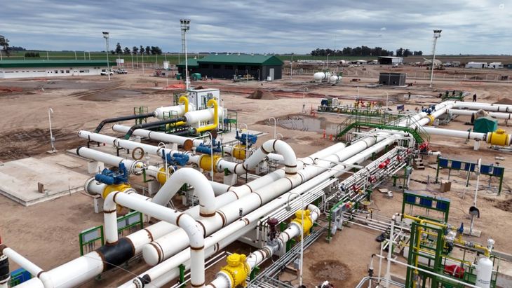 Las nuevas plantas compresoras ampliarán la capacidad de transporte al gas de Vaca Muerta.