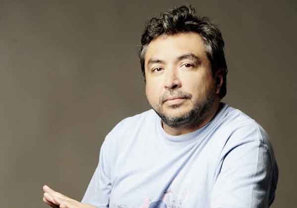 Cristian Alarcón, el hombre que quiere innovar el periodismo con un lenguaje menos burocrático