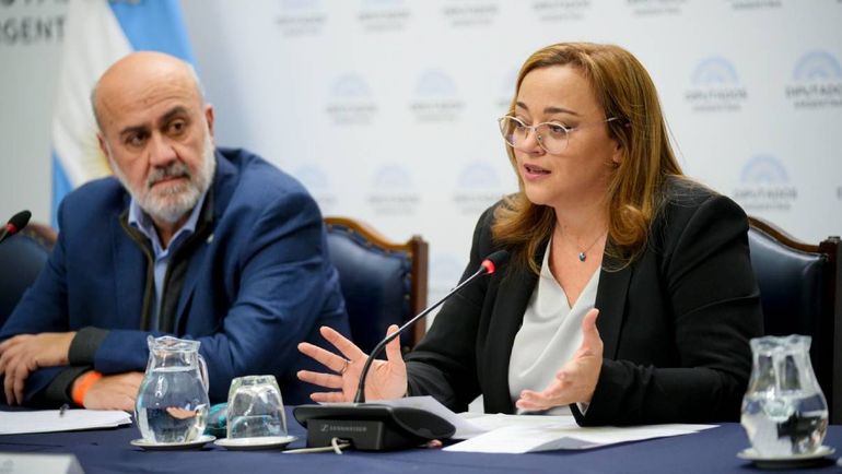 Cecilia Moreau se comprometió a la creación de nuevas universidades públicas