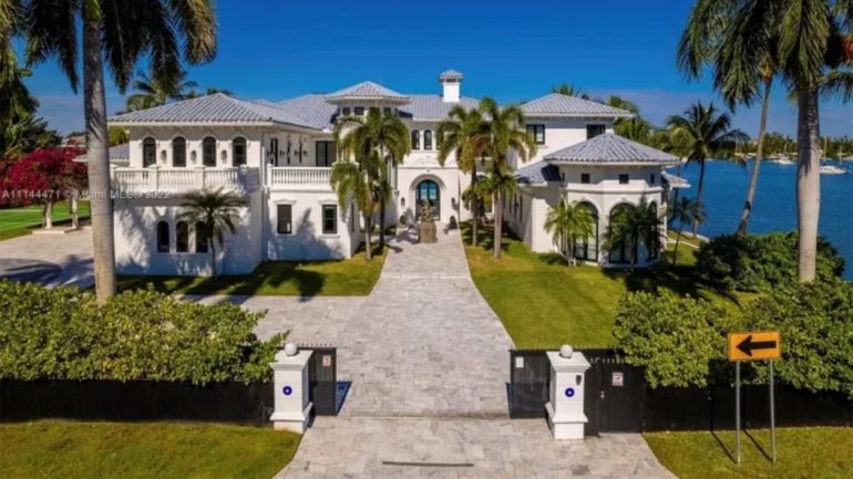 La mansión en Miami de Sofía Calzetti y el Kun Agüero La mansión en Miami de Sofía Calzetti y el Kun Agüero