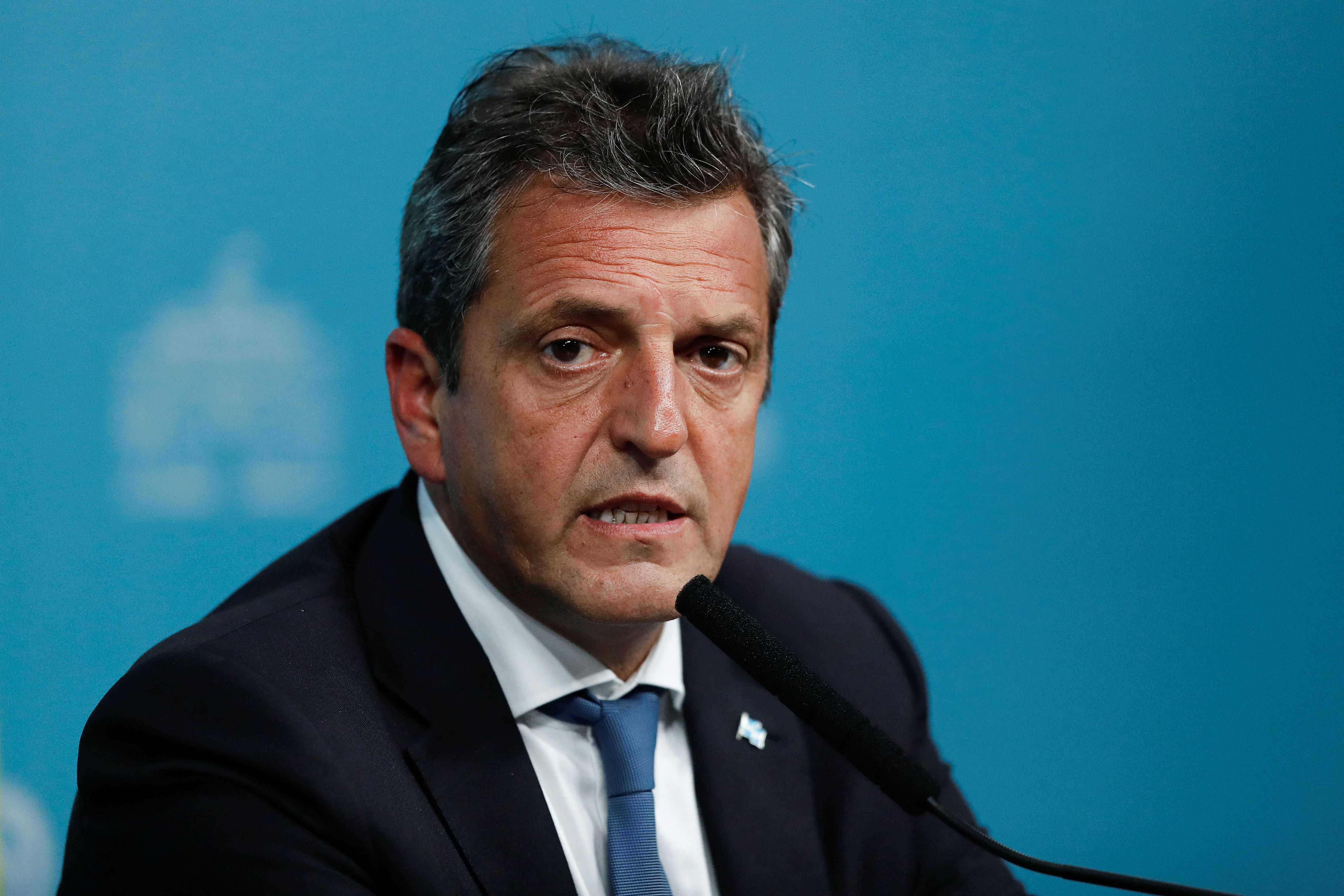 FOTO DE ARCHIVO: El ministro de Economía argentino Sergio Massa habla durante una conferencia de prensa en Buenos Aires, Argentina, January 23, 2023. REUTERS/Agustin Marcarian