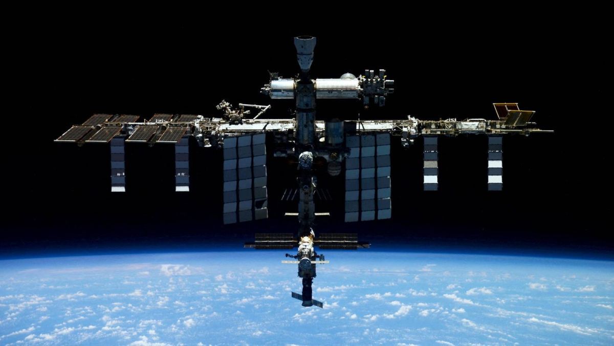 Astronautas revelan cómo viven a 400 kilómetros de la Tierra