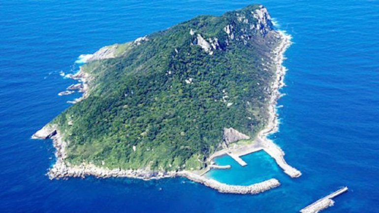 La remota Okinoshima es considerada uno de los sitios más sagrados del país. Ellas tienen prohibida la entrada.&nbsp;