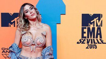 jimena gano en los mtv europe y hay polemica jimena gano en los mtv europe y hay polemica