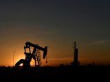 Foto de archivo de una instalación petrolera. REUTERS/Nick Oxford/