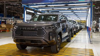 Las primeras RAM Dakota listas para salir de la línea de producción.   Las primeras RAM Dakota listas para salir de la línea de producción.