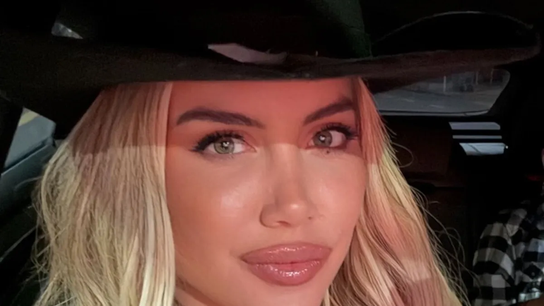 Wanda Nara blanqueó su nuevo amor: mimos en la noche porteña
