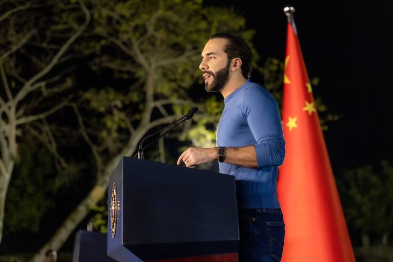 Nayib Bukele, presidente de El Salvador, en campaña política por la reelección. Nayib Bukele, presidente de El Salvador, en campaña política por la reelección.