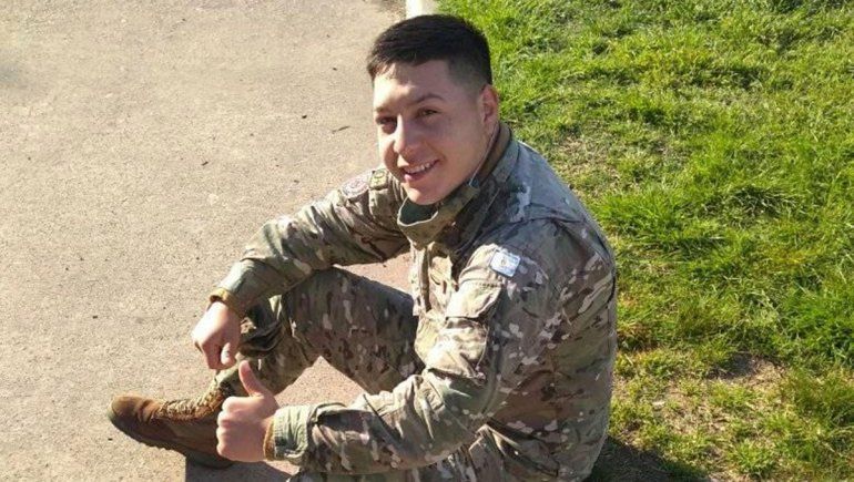 Matan a un soldado que se resistió al robo de su moto