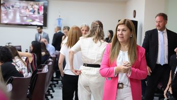 Gloria Ruiz fue destituida como vicegobernadora de la provincia Gloria Ruiz fue destituida como vicegobernadora de la provincia