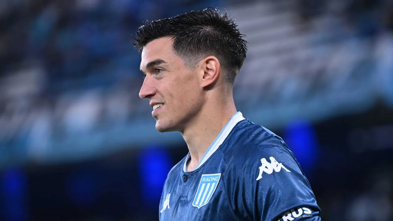 ¿Cruza de vereda? El jugador de Racing que rescindió su contrato y negocia su llegada a Independiente.
