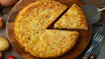 La mejor tortilla de papas: la receta de la abuela para que salga perfecta La mejor tortilla de papas: la receta de la abuela para que salga perfecta