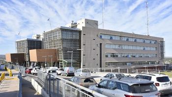 La funcionaria había sido apartada tras detectar irregularidades en el manejo de fondos. La funcionaria había sido apartada tras detectar irregularidades en el manejo de fondos.