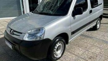 el robo de cada dia: ahora abrieron un porton y se llevaron una partner el robo de cada dia: ahora abrieron un porton y se llevaron una partner