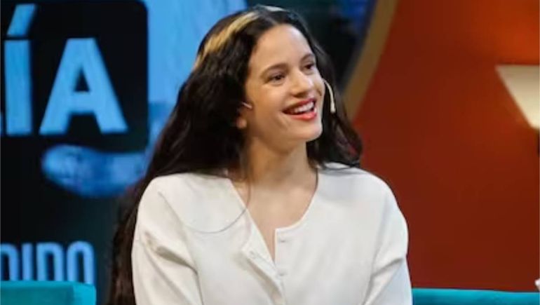 Rosalía se mostró fan de un famosísimo argentino y hasta usa su sticker de WhatsApp